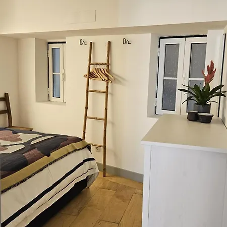 Casa Dos Bicos Charming Appartamento Lisbona