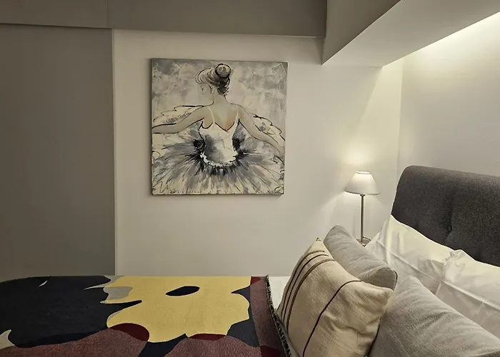 Casa Dos Bicos Charming شقة